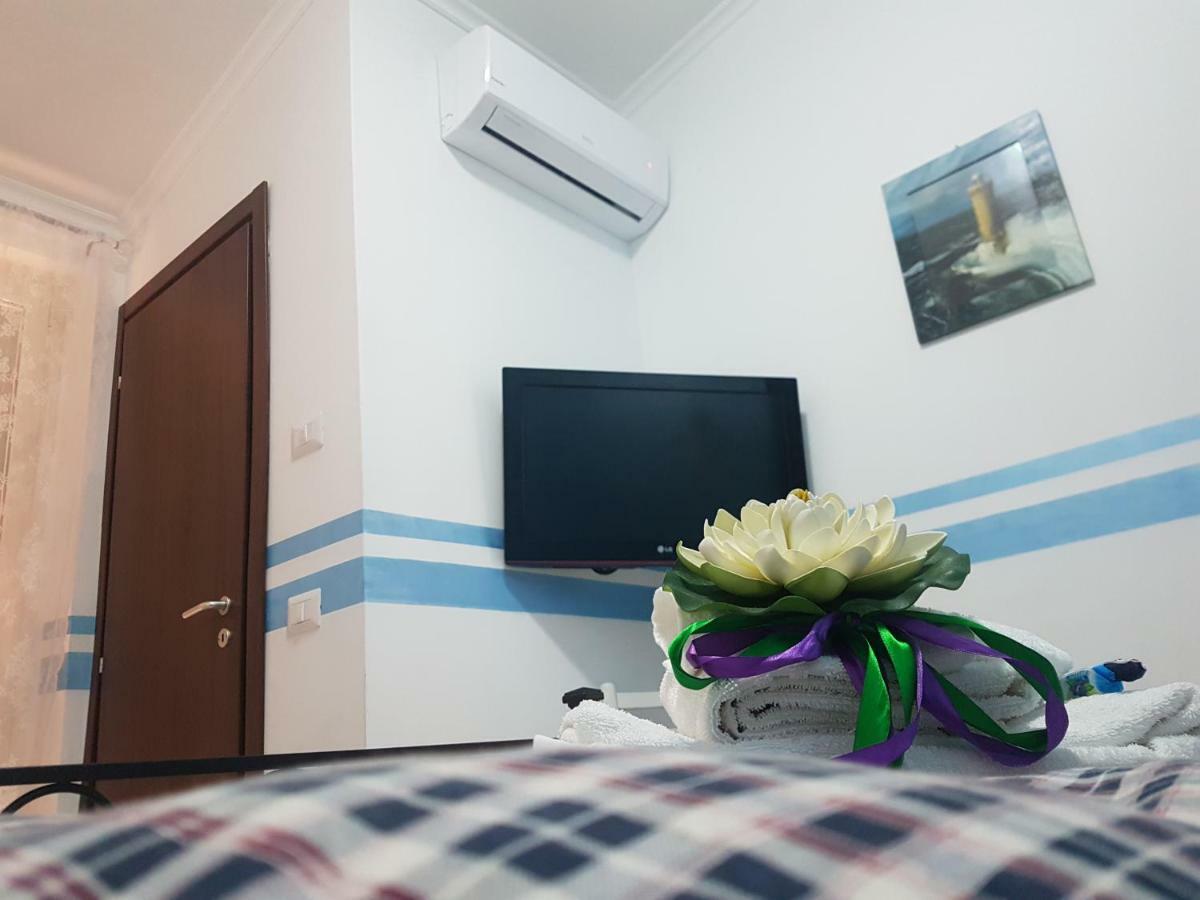 I Villini Affittacamere Фьюмичино Экстерьер фото