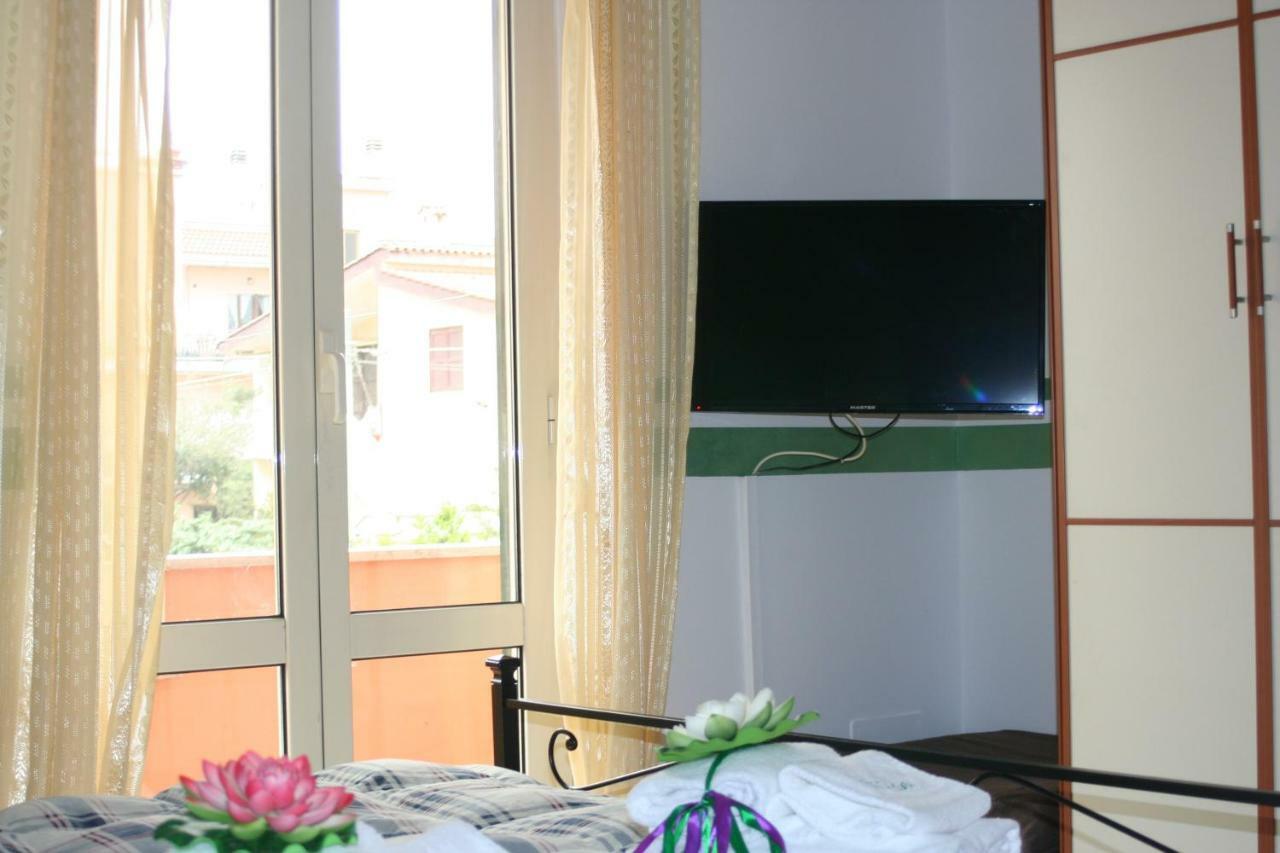 I Villini Affittacamere Фьюмичино Экстерьер фото